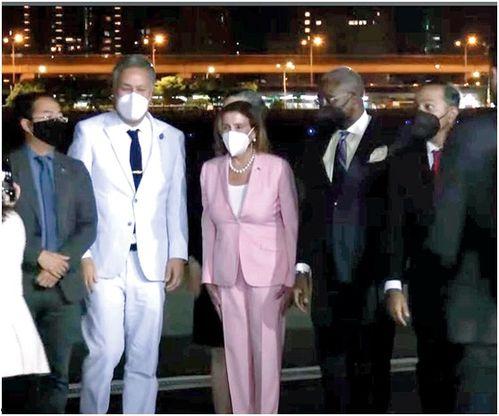 日媒爆料佩洛西新闻视频,揭秘美国国会内部最新动态”